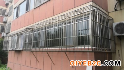 北京昌平龙泽安装防盗窗安装阳台防护栏围栏