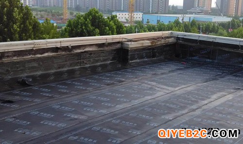 天津河北区屋顶防水补漏 房屋维修 工程铺油毡