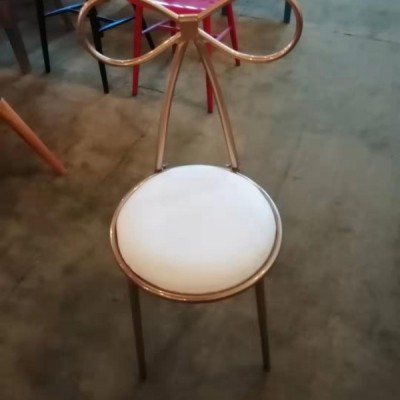 工业风餐厅桌椅定做工厂供应各式铁艺餐椅