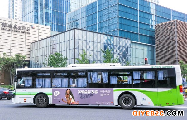 公交车广告上海