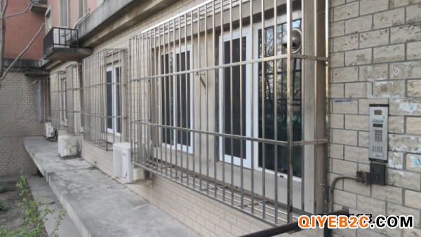 北京西城区展览路防盗门安装护窗不锈钢阳台防护栏