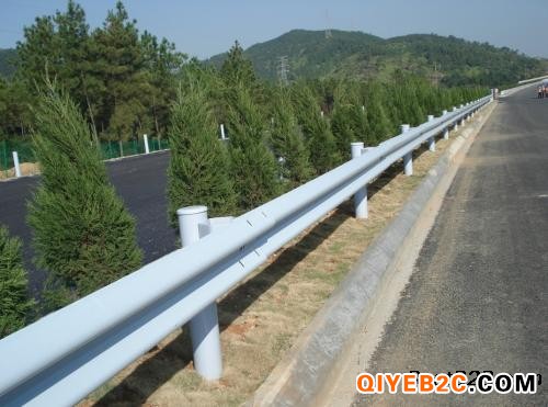 九江市公路护栏板安装乡村路防撞护栏施工队