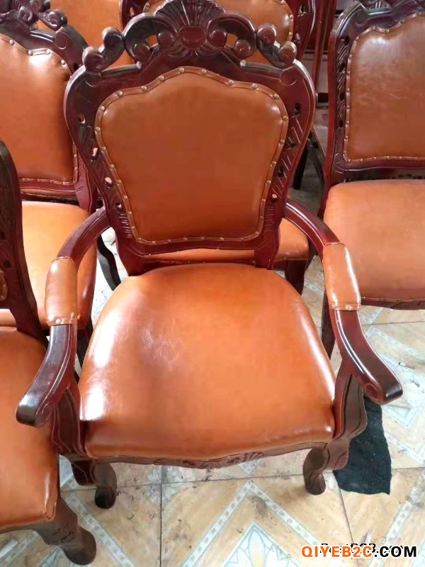 天津西青沙发维修翻新 沙发套定制 包床头 椅子换面