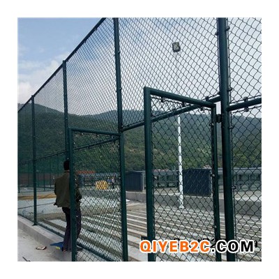 室外篮球场围网厂 浸塑操场围网 体育场围网生产