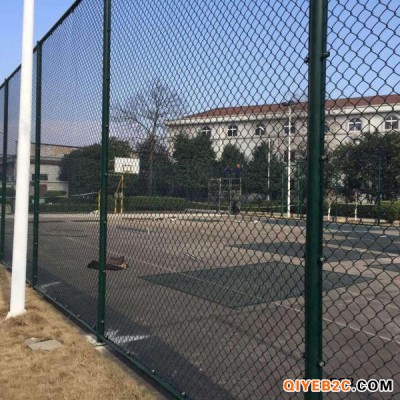 青岛 运动场围栏防护网 球场围网 热销供应