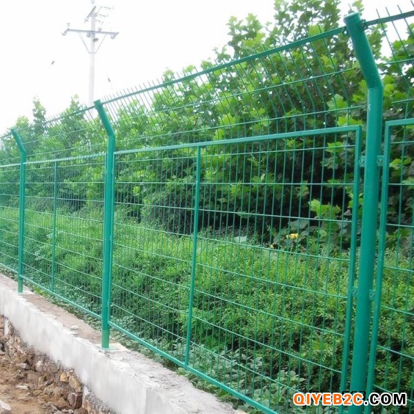 辽宁省辽阳公路别墅围网养殖护栏 铁路护栏网框架护栏