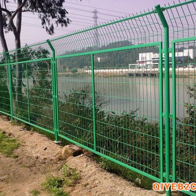 双边丝护栏网围栏网钢丝网高速公路安全防护栏围墙隔离