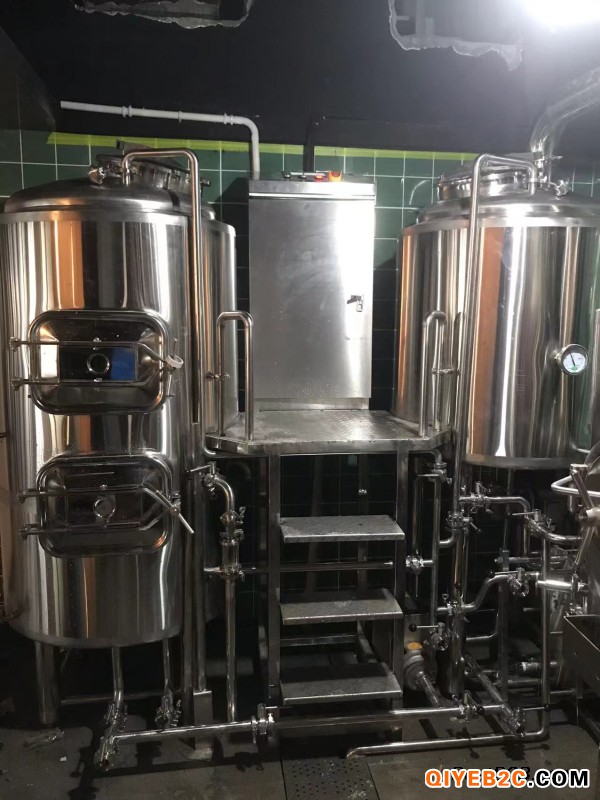 生产啤酒设备的厂家日产300升小型商用精酿啤酒设备